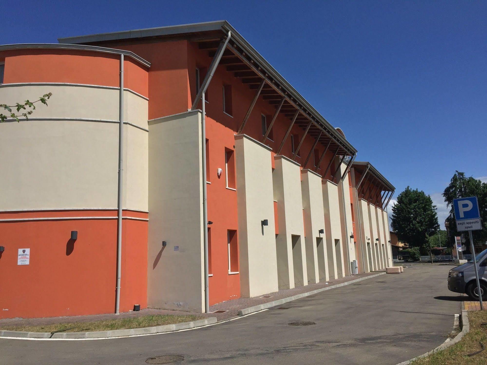 Hotel Motel Galaxy Reggio nell'Emilia Exterior foto